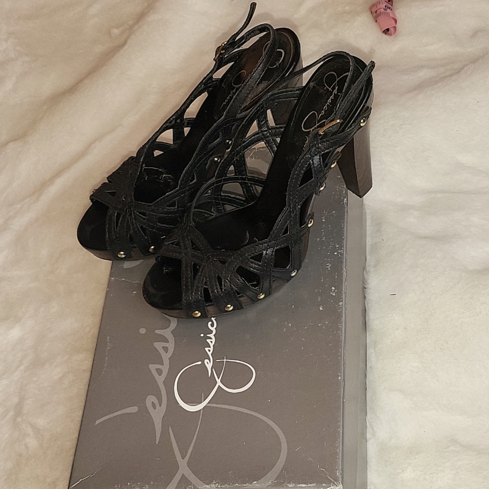 Jessica Simpson heels